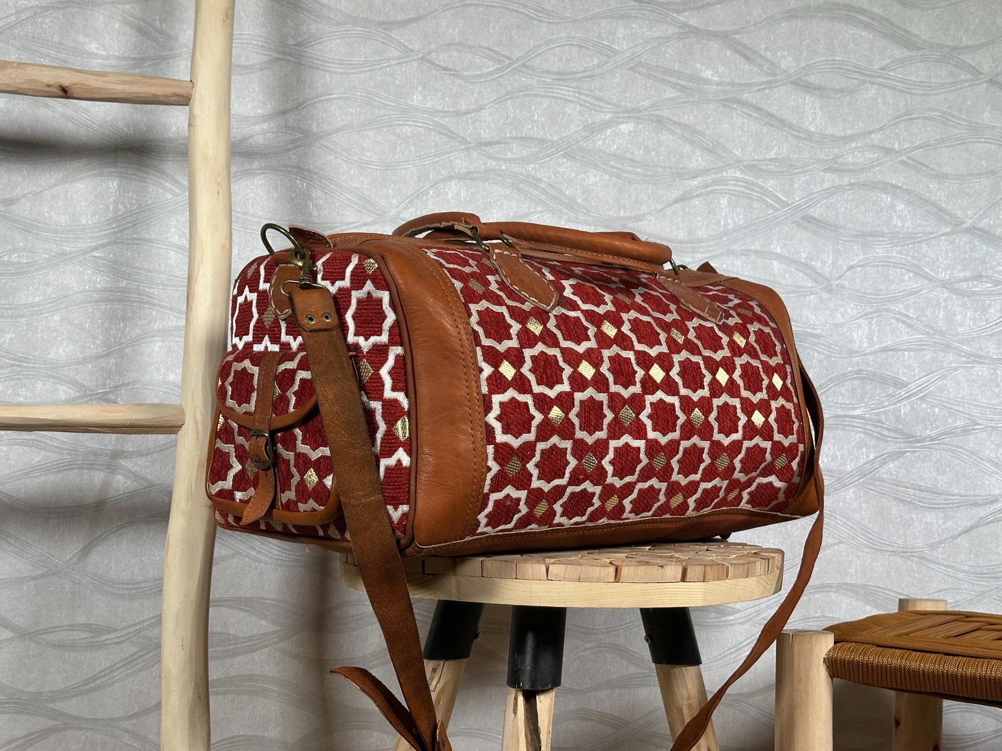 Handmade Moroccan Leather Carpet Bag – Kilim Weekender Travel Duffel, Boho Hippie Chic Extra Large Rug Bag for Women