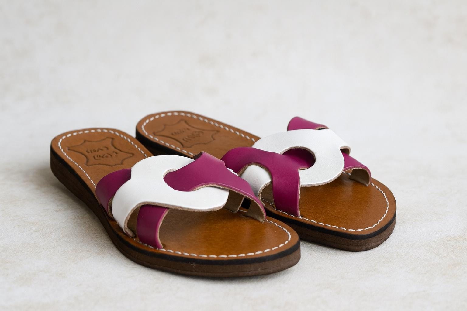 Handmade Moroccan Leather Sandals – Women’s Flat Slides in White & Fuchsia, Boho Greek Style Summer Shoes, Spartan Roman Outdoor Sandals